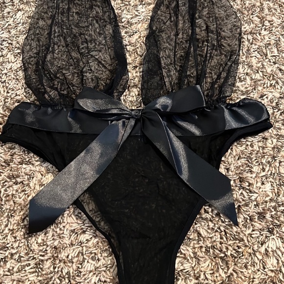 Black Mesh Satin Halter Tie Teddy - Picture 6 of 11